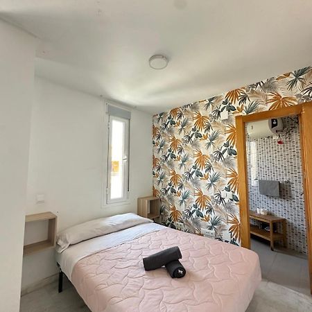 Apartamentos Playa Huelin Málaga Extérieur photo
